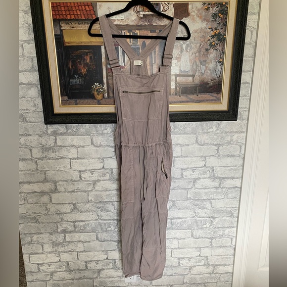 Aritzia Wilfred free jumpsuit - Picture 1 of 7